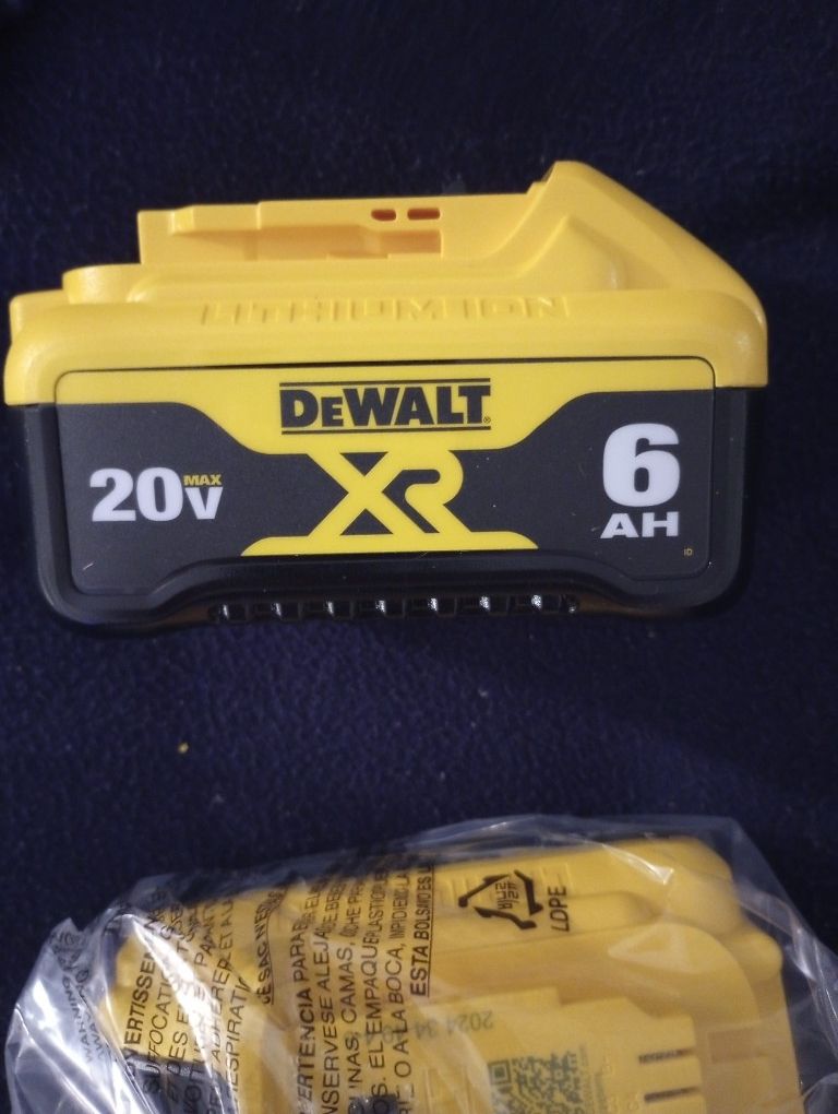 DeWalt Xr6 Amp Battery One Left $75