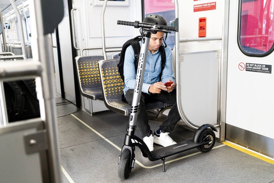 SWAGTRON GER 5 ELECTRONIC SCOOTER