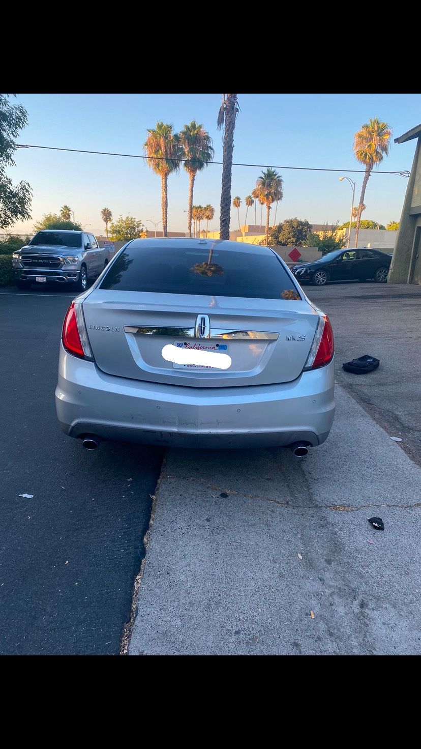 2009 Lincoln MKS