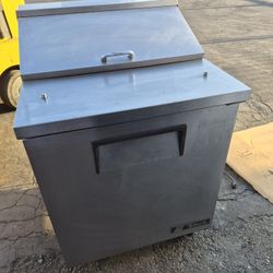 Sandwich Table  1 Door 