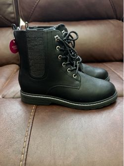 Girls SO boots