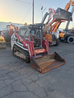 2019 Takeuchi Skid Steer