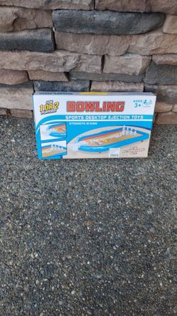 Desktop Bowling Ejection Toy Game Set