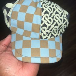 Burberry Little Boy Cap 
