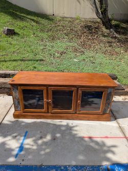 Credenza real wood stand