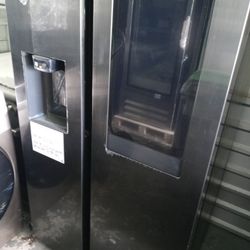 Counter depth Samsung Refrigerator 
