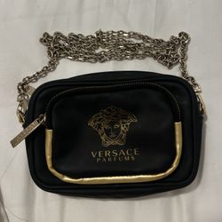 Versace Crossbody Bag Purse Handbag Gold Medusa Logo Chain Strap 