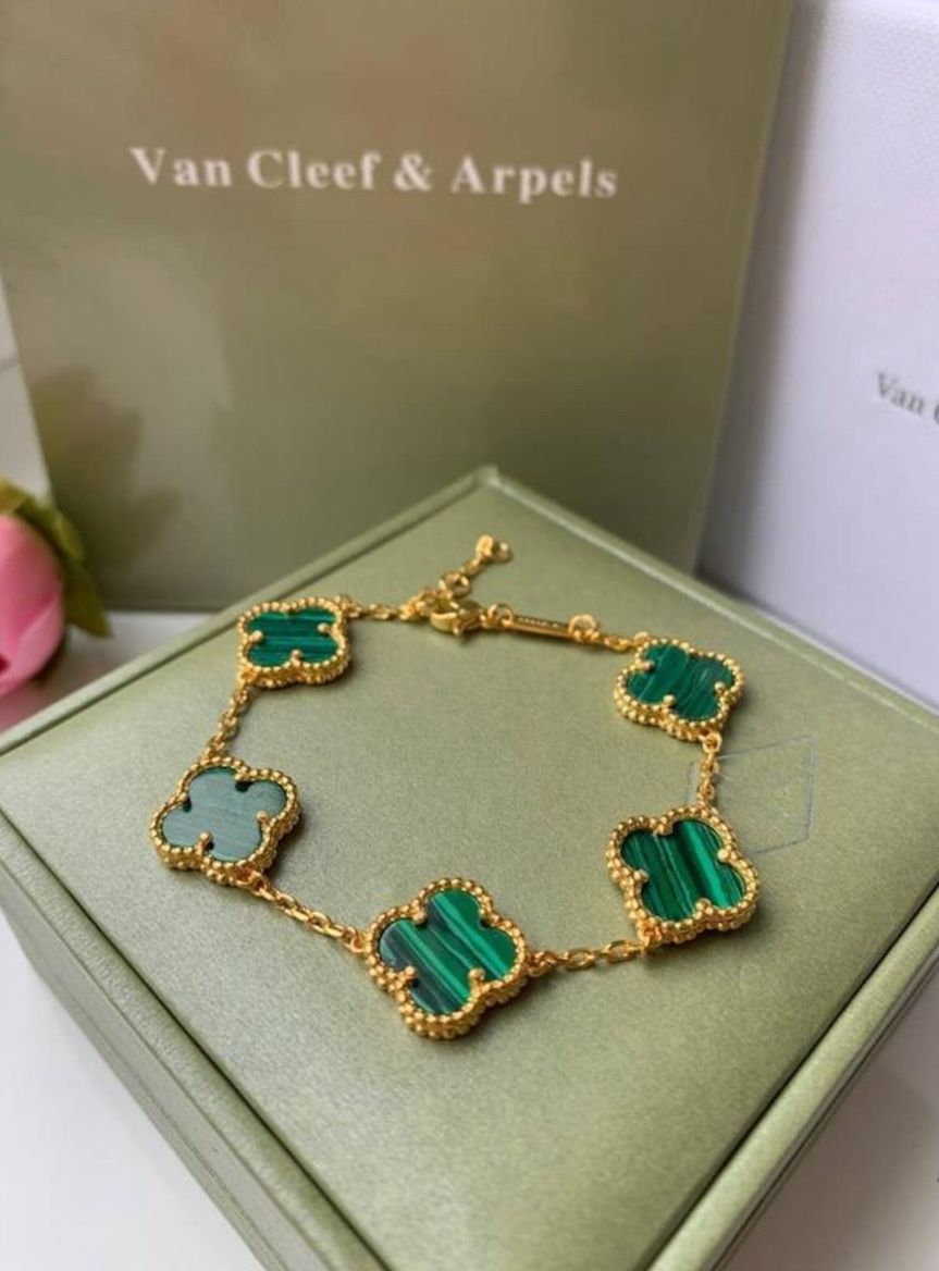 VAN CLEEF & ARPELS 18K Yellow Gold Malachite 5 Motifs Vintage Alhambra Bracelet