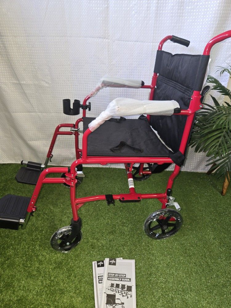 Medline Ultra Lightweight Transport Wheelchair for Adults, Foldable, 19-Inch Seat , Silla De Ruedas