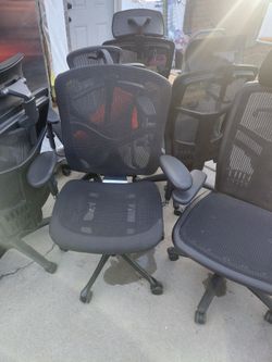 Office chair's