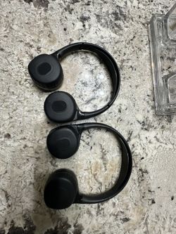 Escalade. Cadillac Headphones 2019