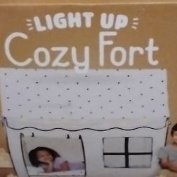 Light Up Cozy Fort 