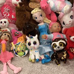 Girls Lot Of Stuffed Animal Etc $10 