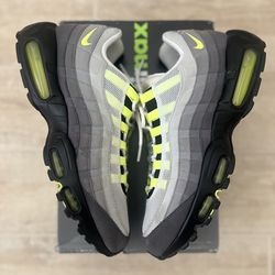 Nike Air Max 95 ‘ Neon ‘