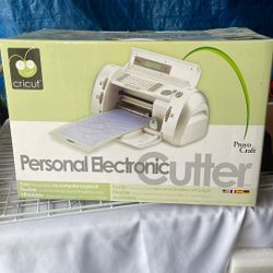 Cricut Personal Electronic Cutter