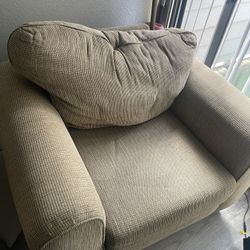 XL COUCHES 4 SALE  NEED THEM GONE ASAP