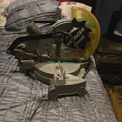 Hitachi 10'Compound Miter Saw