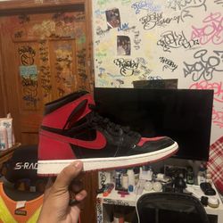 Jordan one retro high OG patent bred size 6