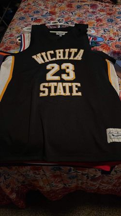 Vikings jersey for Sale in Wichita, KS - OfferUp