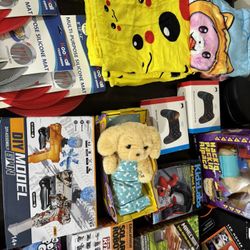 Toys Gifts , Barbie , Switch Remote Pokemon Blanket , Blippi  And More 