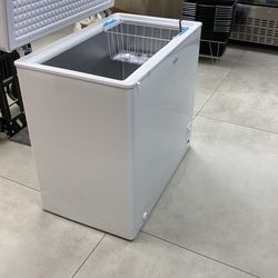 7.0 Cubic Feet Chest Freezer