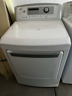 LG Washer & Dryer Set - Excellent Condition - Electric