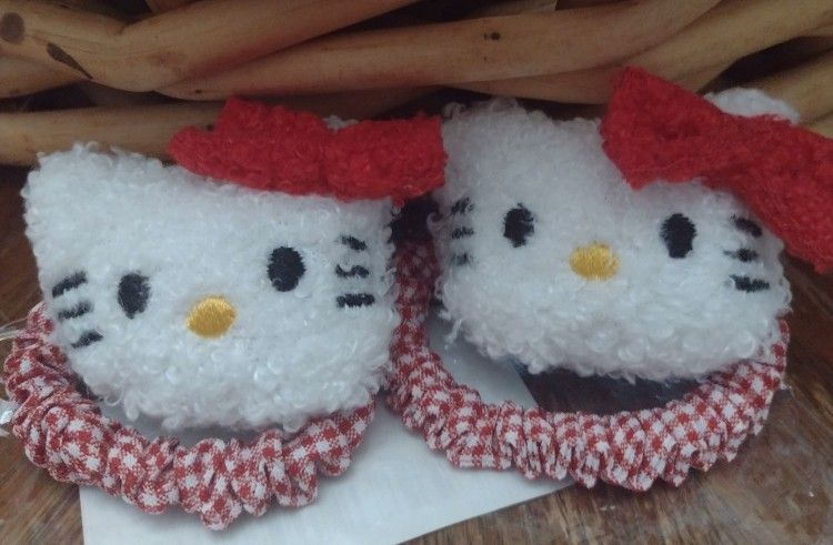 Cute Hello Kitty Hair Ties NEW