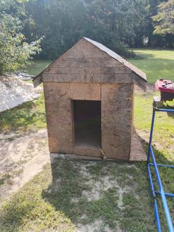 Dog house