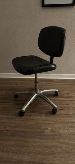 Black leather office chair