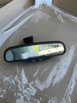 Auto-Dimming Rear View Mirror with Compass and Temp for 2004