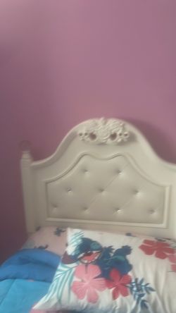 Girls white twin frame