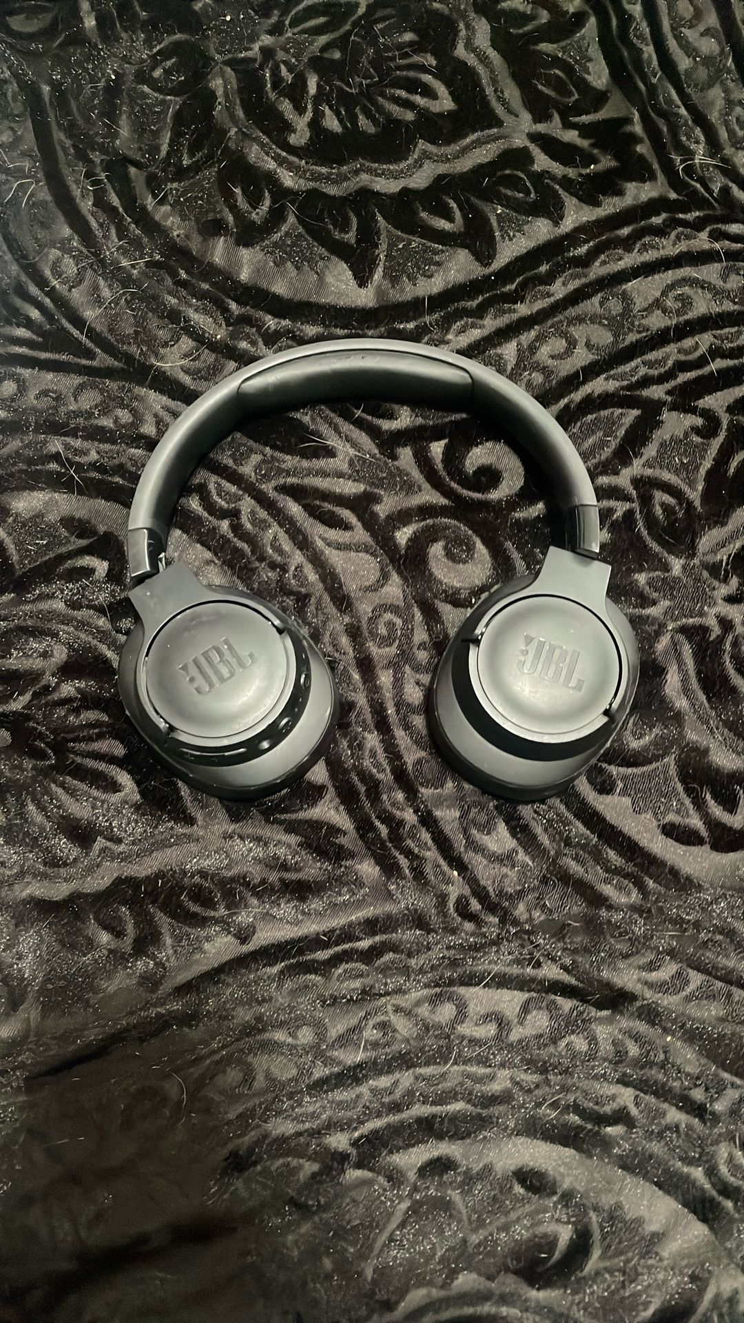 JBL Wireless Headphones