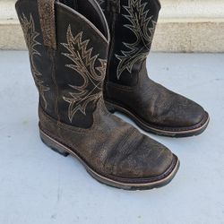 Size 11 D Ariat Work Boots Soft Toe 