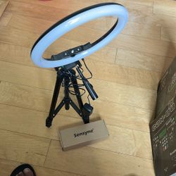 Ring Light