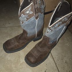 Justin women's boots size 7B