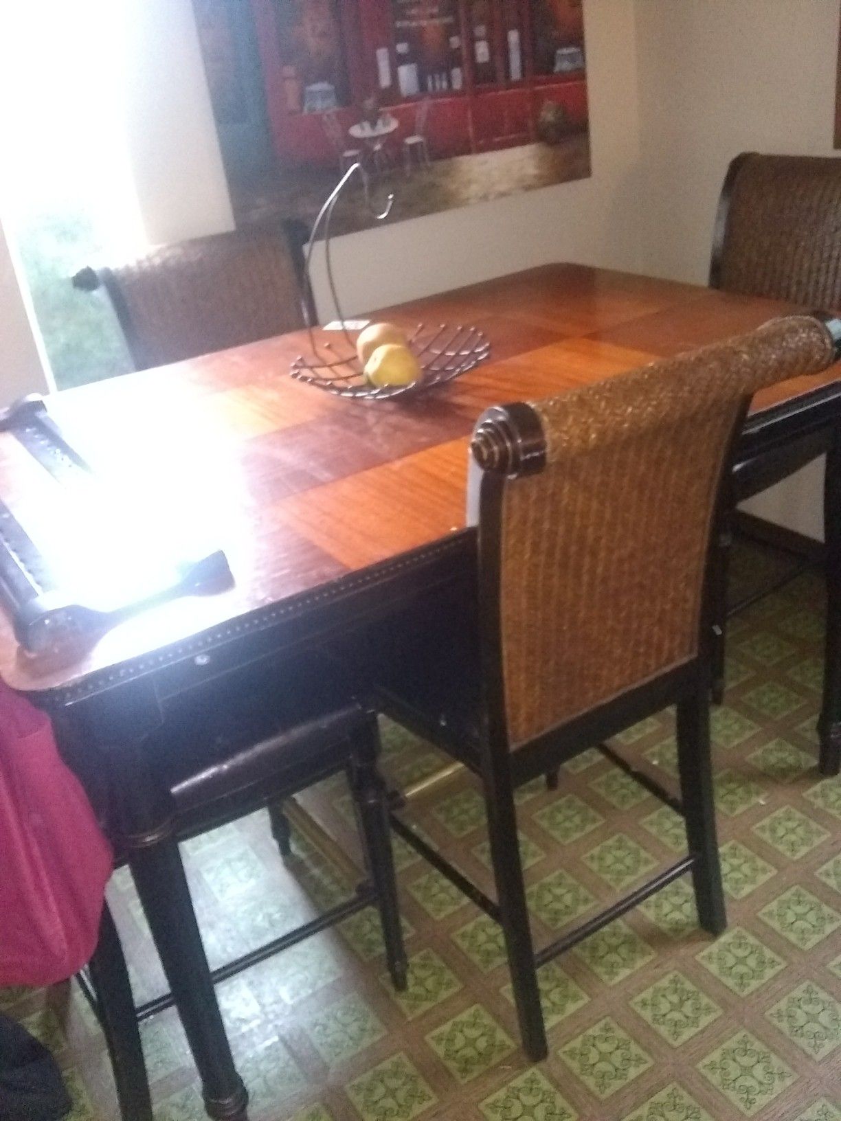 Very sturdy kitchen table