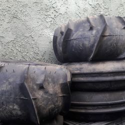 Paddle tires