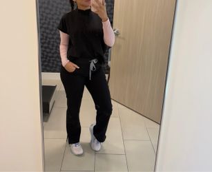 Figs scrubs