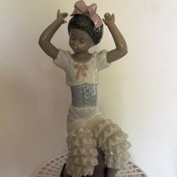 Lladro Porcelain Figurine 