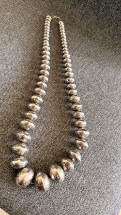 Vintage Sterling Silver Navajo Pearl Bead Graduated Necklace