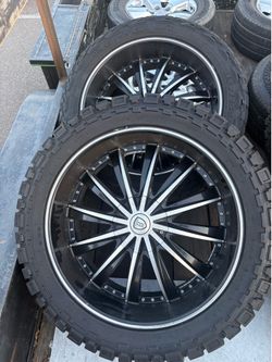 24" Borghini Wheels with tires