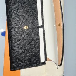 Louis Vuitton Black Wallet 