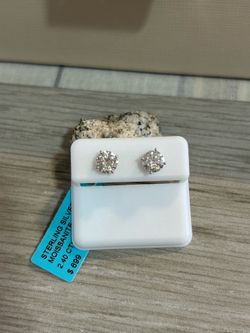 2.40 CTW Moissanite solitaire studs