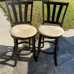 2 Chairs Both For $10