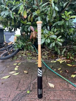 Marucci wood bat