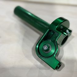 7/8” Aluminum Throttle Assembly  And Cable