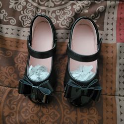 Girls Shoes Size 9 (Eur 25) Black