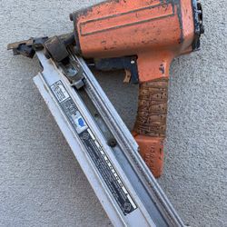 Duo-fast Model CN-325B Strip Nailer