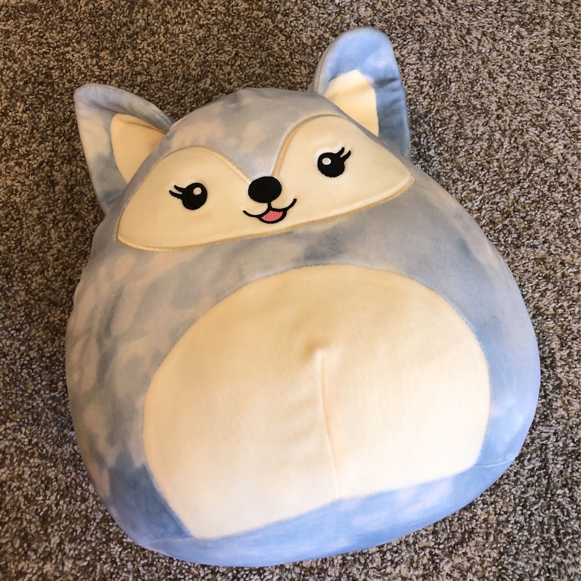 white fox squish mallow