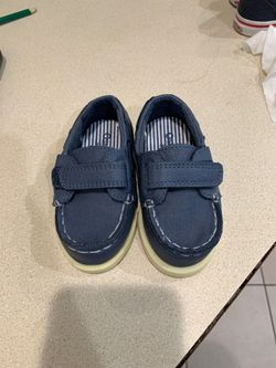 OshKosh shoes